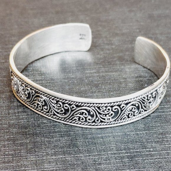 Vintage Jewelry - VTG Scroll Filigree Hammered 925 Sterling Silver Cuff Bracelet 27g small wrist